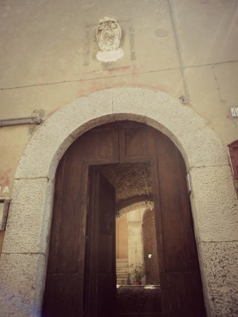 Portone di ingresso al B&B Terravecchia